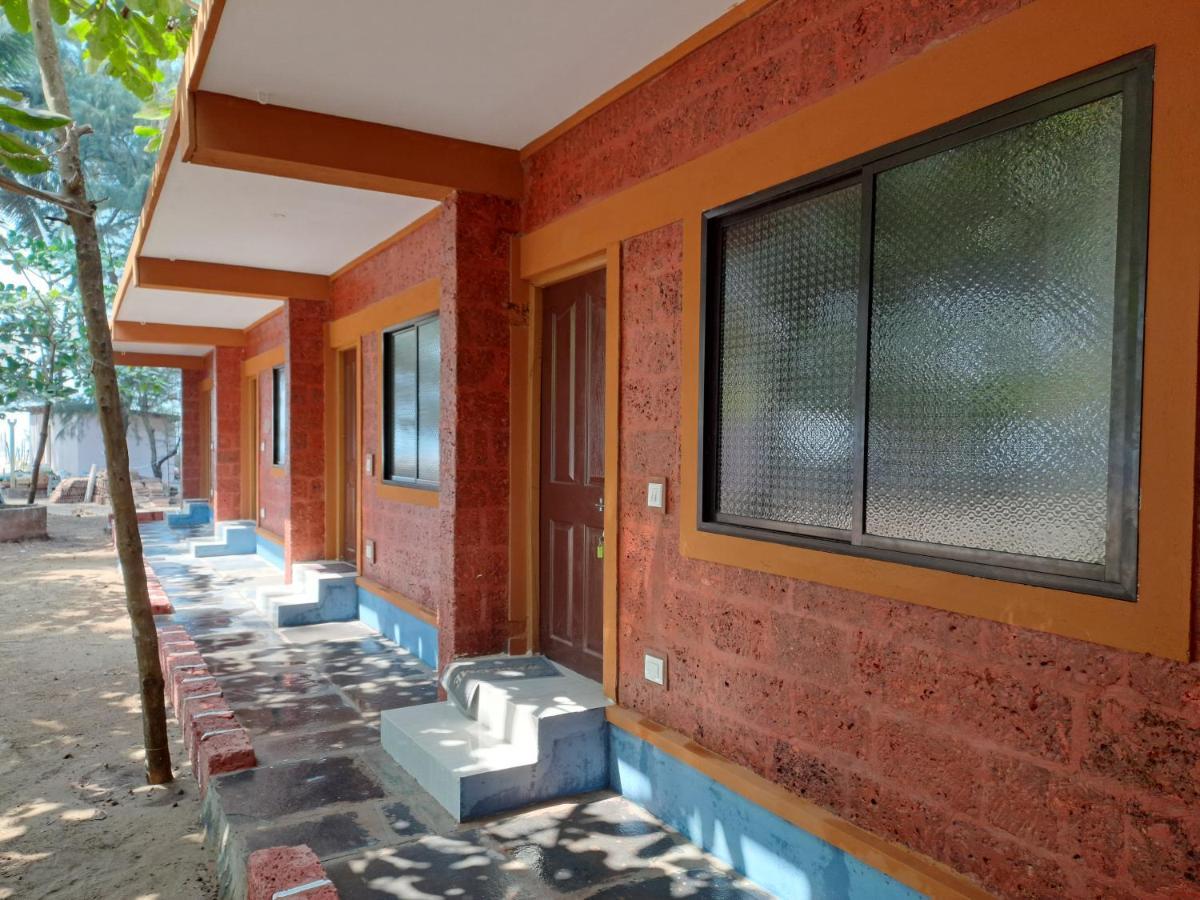 Palm Beach Resort Kumta Exterior foto