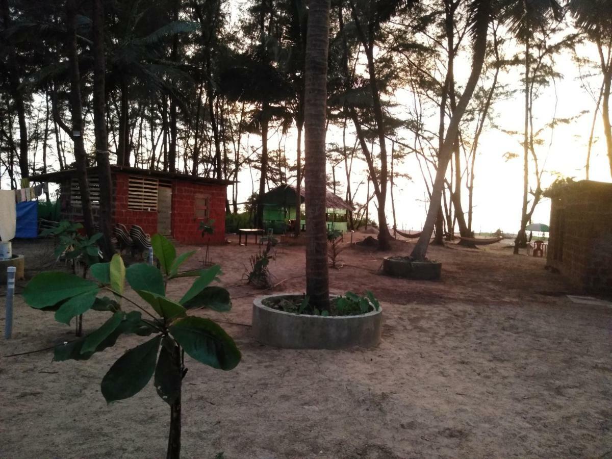 Palm Beach Resort Kumta Exterior foto